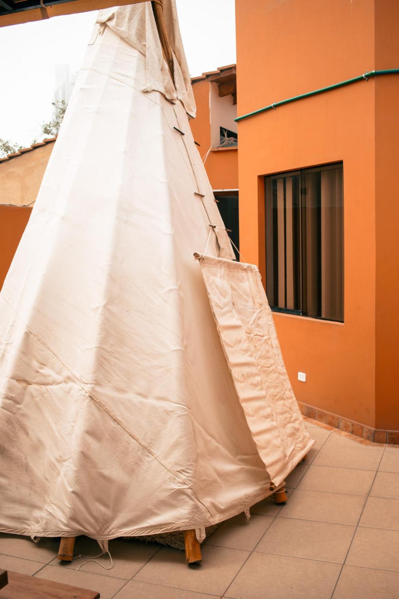 Temazcal Hostel Lima Bagian luar foto