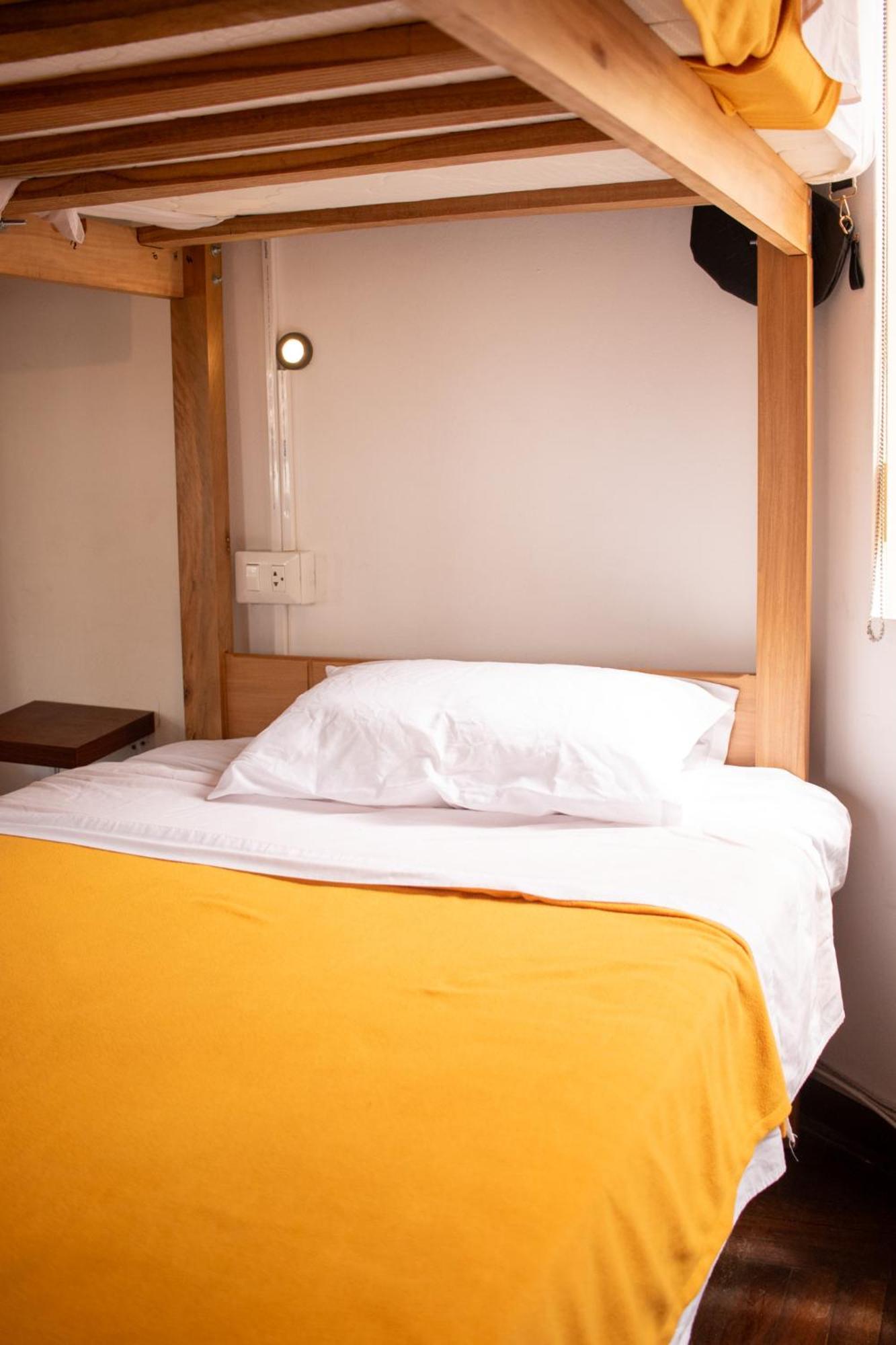 Temazcal Hostel Lima Bagian luar foto